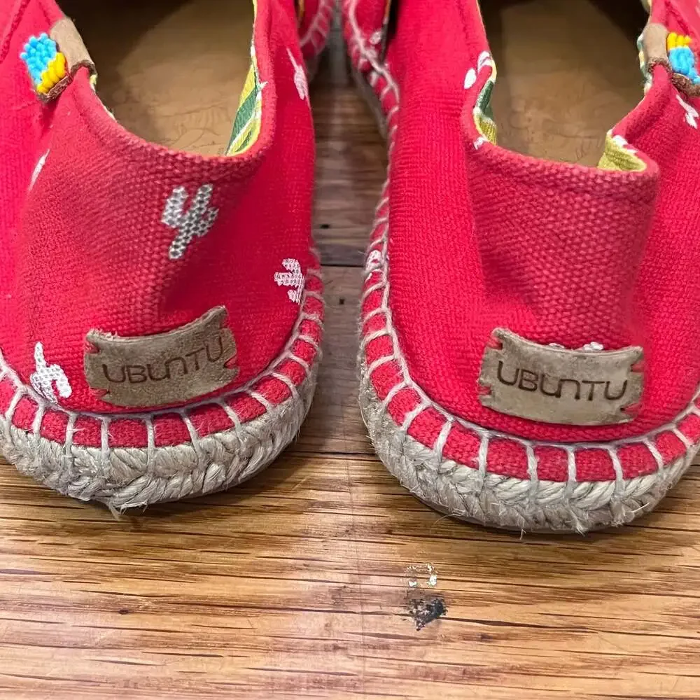Ubuntu Life Red Cactus Embroidered Canvas Espadrilles Women's Size 7 Summer